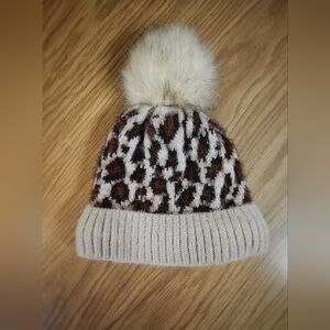 Ruggine Leopard Pom Beanie